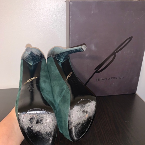 Brian Atwood Blayne ostrich peep toe heels 9 green - Picture 7 of 8